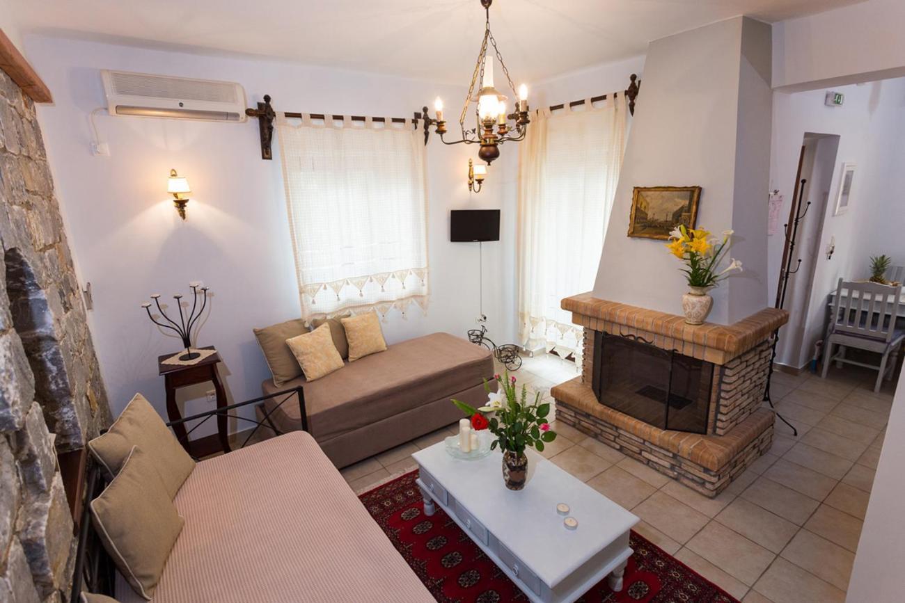 Pleiades Traditional Seaside Villas Ágios Nikolaos Quarto foto