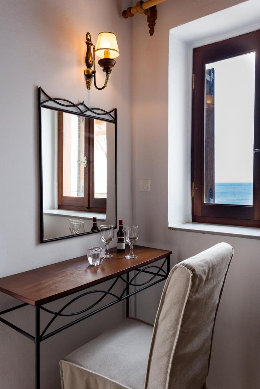 Pleiades Traditional Seaside Villas Ágios Nikolaos Quarto foto